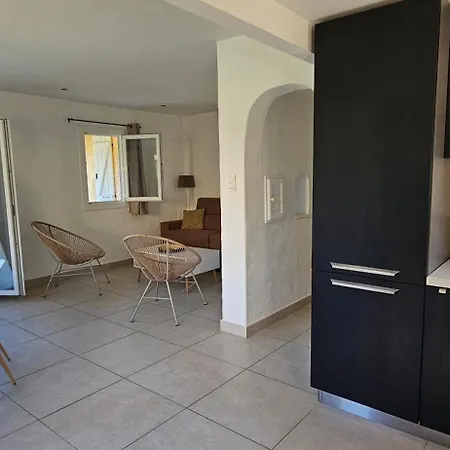 T3 Dolce & A3 Avec Piscine Et Vue Montagnes * Propriano (Corsica)