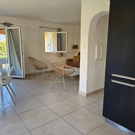 T3 Dolce & A3 Avec Piscine Et Vue Montagnes Apartmán