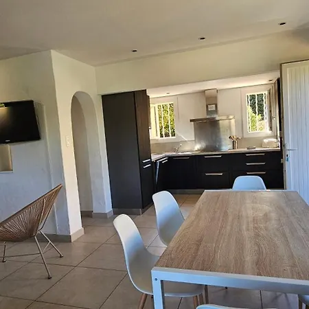 T3 Dolce & A3 Avec Piscine Et Vue Montagnes Apartmán *